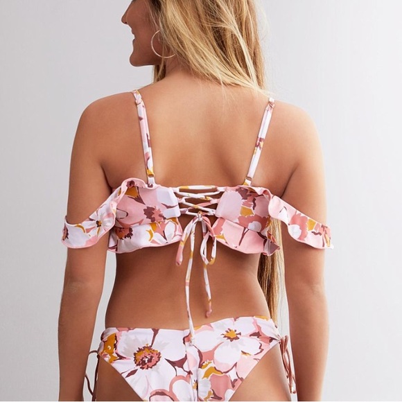 Swim top Power to the Flower from the Buckle - Picture 3 of 5